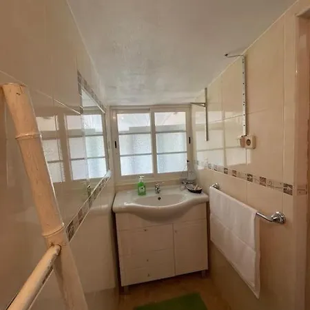 Casa Da Celeste Feriehus *